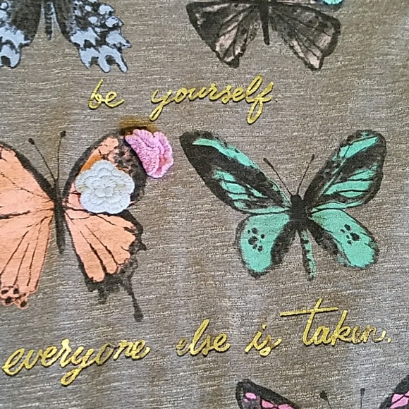 Mudd Girls Butterfly tee w/crochet - Picture 2 of 5